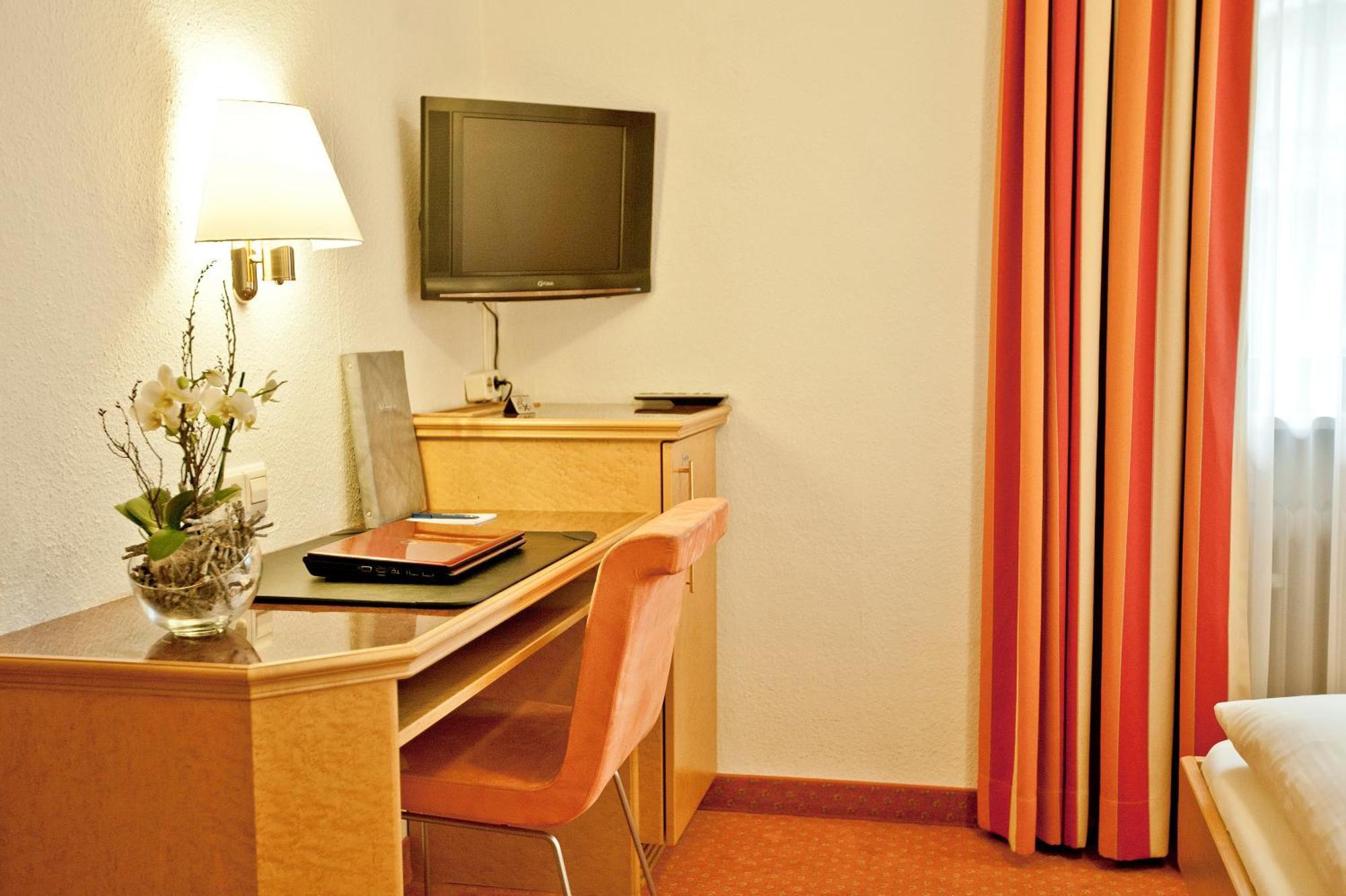 Wuermtaler Gaestehaus Gräfelfing Szoba fotó