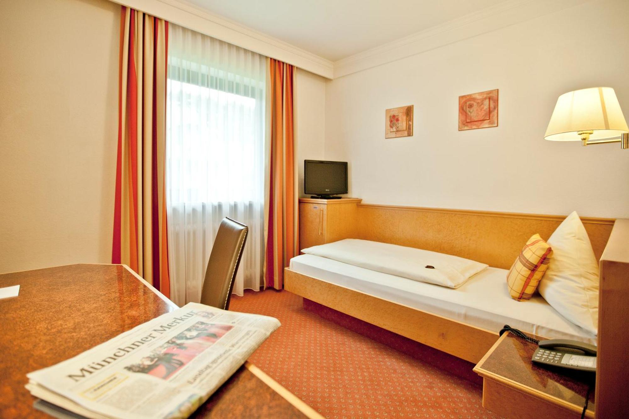 Wuermtaler Gaestehaus Gräfelfing Szoba fotó